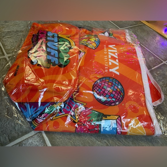 NWT, unopened VIZZY reusable orange/white bag with straps and zipper - Picture 8 of 12